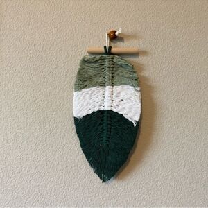 Macrame Feather Home Decor Wall Art Boho Home Wall Hanging Green White